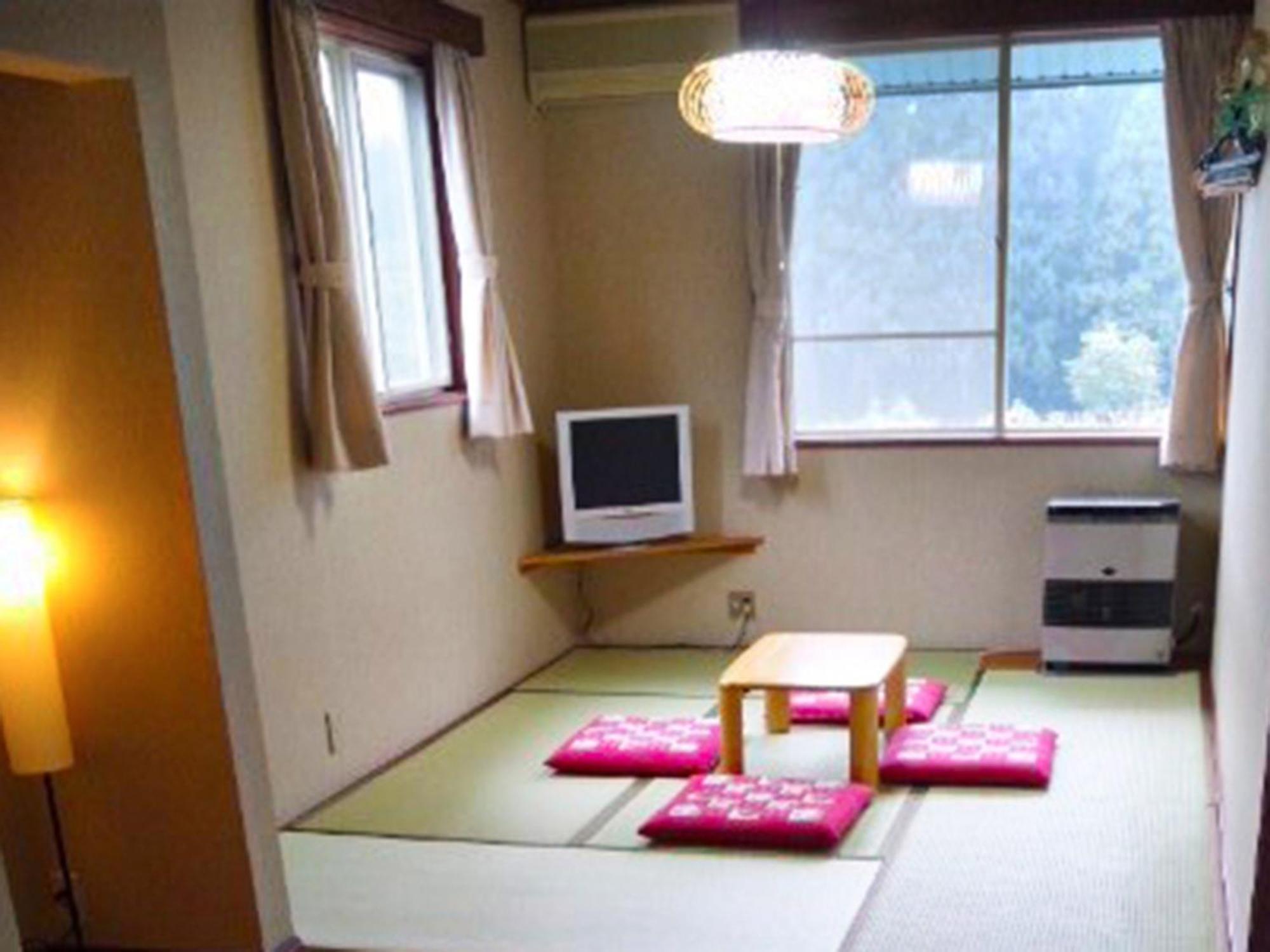 Pension Come Tatami-Room With A Calm Atmosphere - Vacation Stay 14983 Minamiuonuma Екстер'єр фото